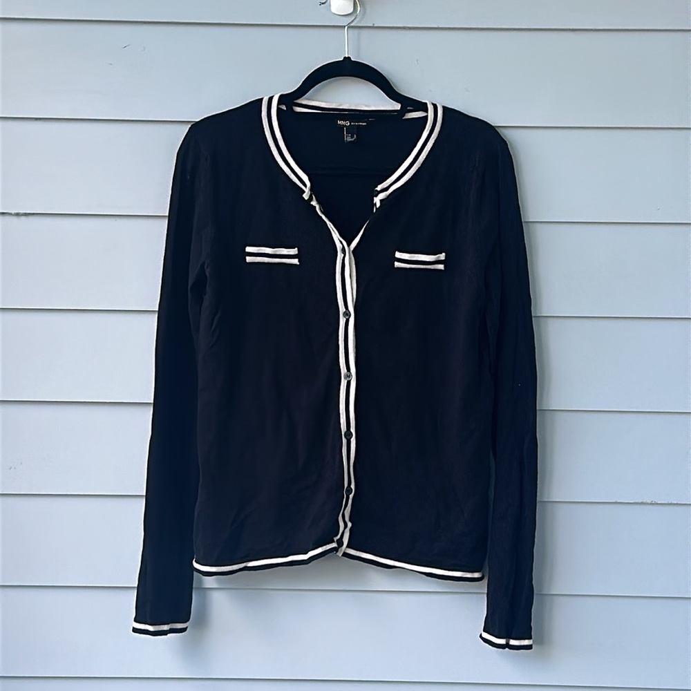 ☀️BOGO Item Gently Used MNG by Mango Black and White Button Down Sweater☀️